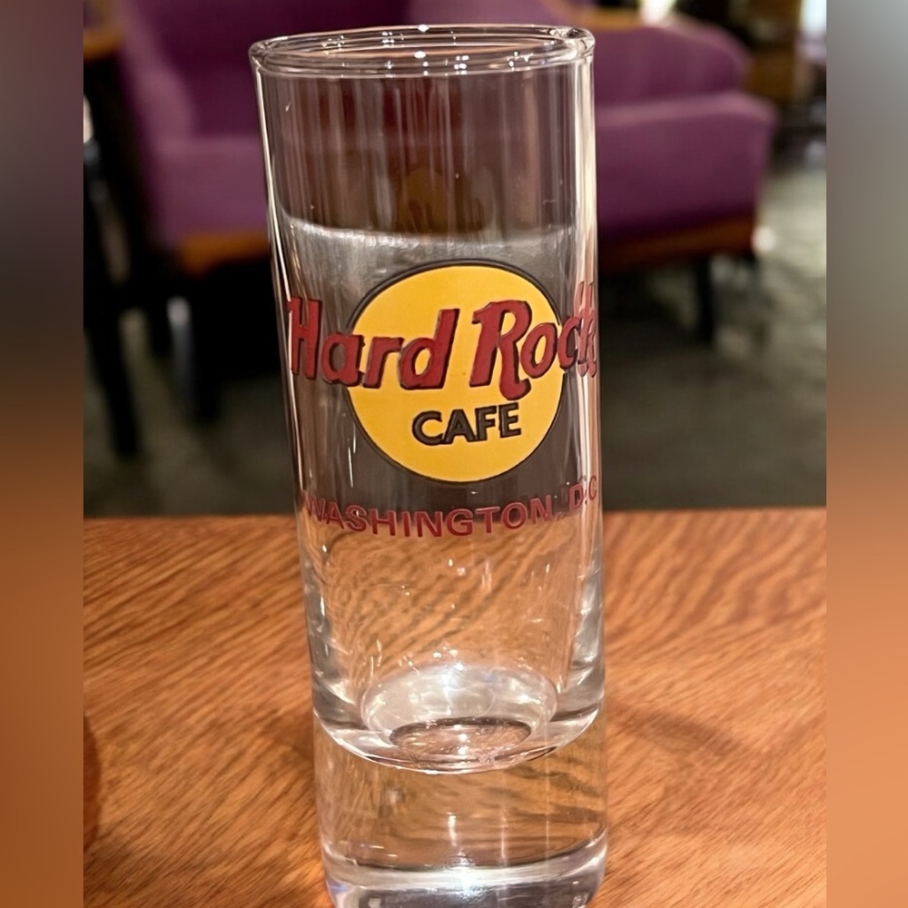 Hard‎ Rock Cafe Washington DC Shot Glass Red Letter approx. 4” tall